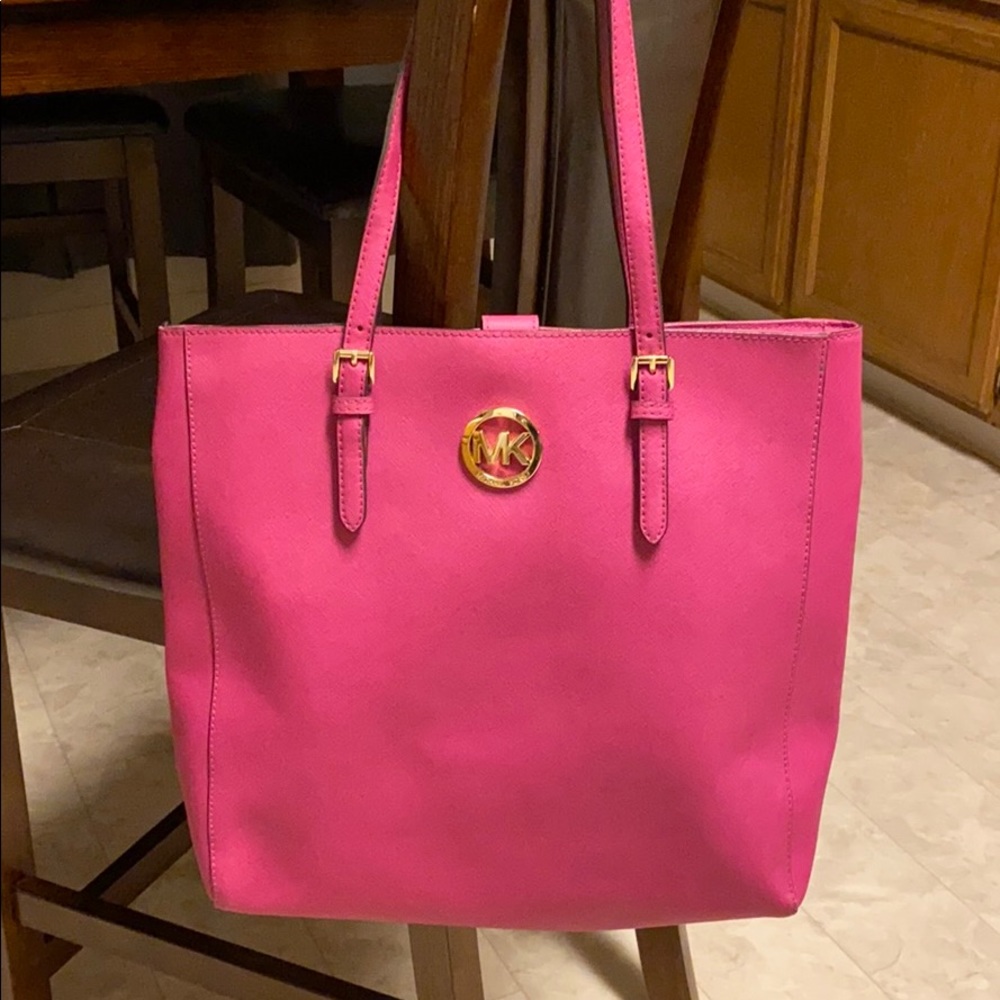 MK purse